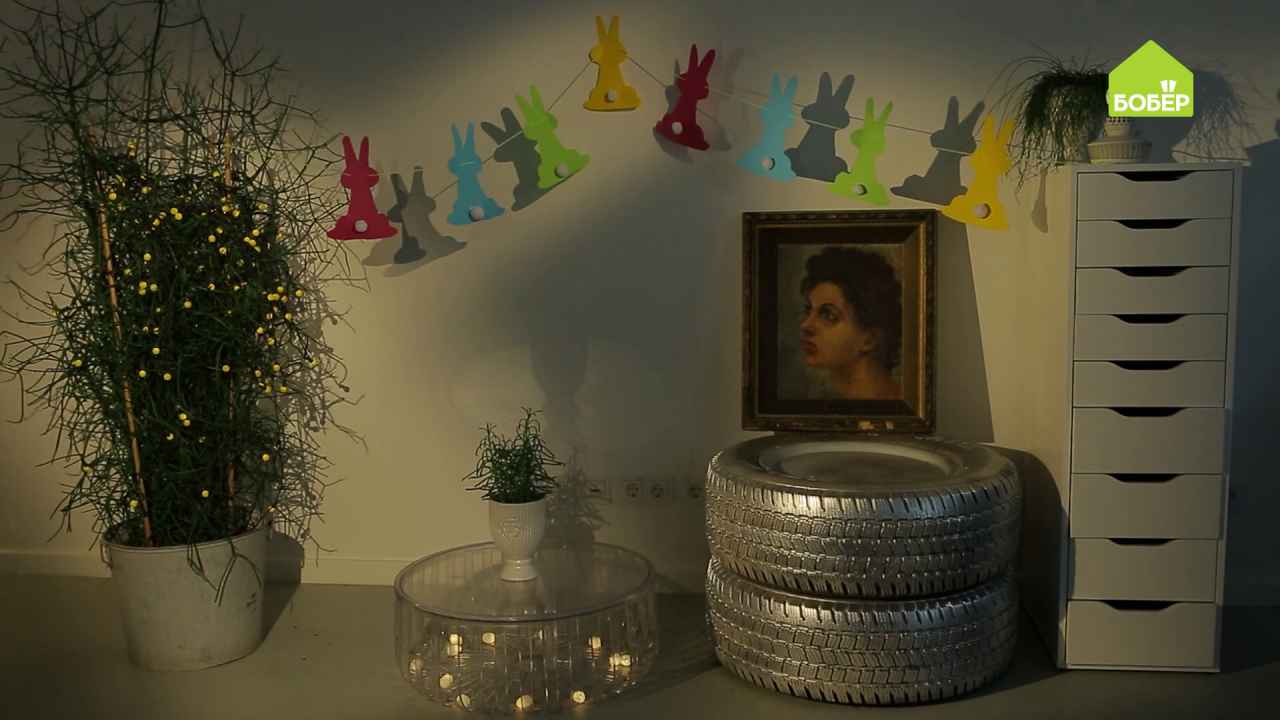 Гирлянда из бумажных зайцев
