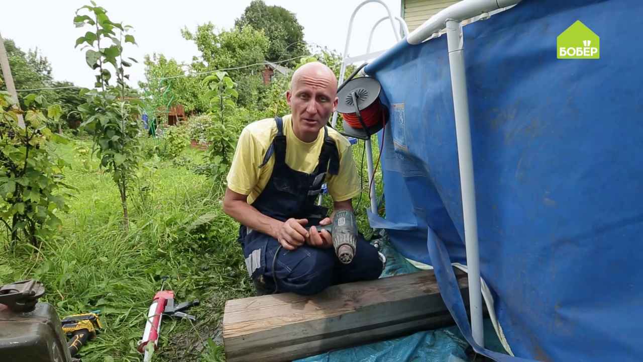 Как заклеить дыру в каркасном бассейне