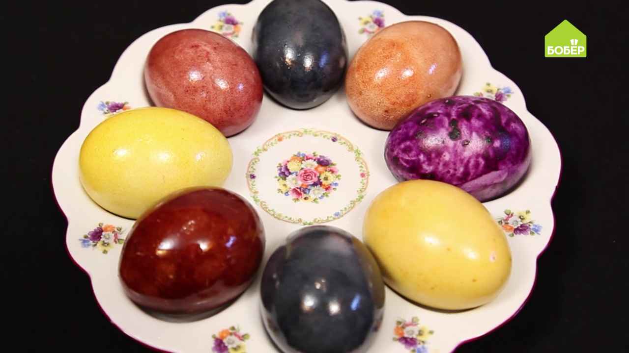 Красим яйца натуральными красителями