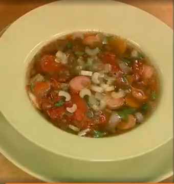 Чечевичная похлебка с сосисками