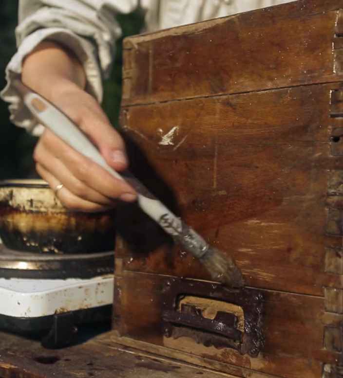 Мастика из воска для натирки мебели
