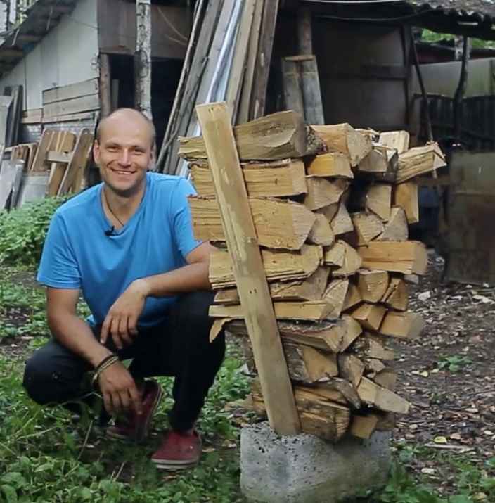 Как сделать дровник из подручных материалов