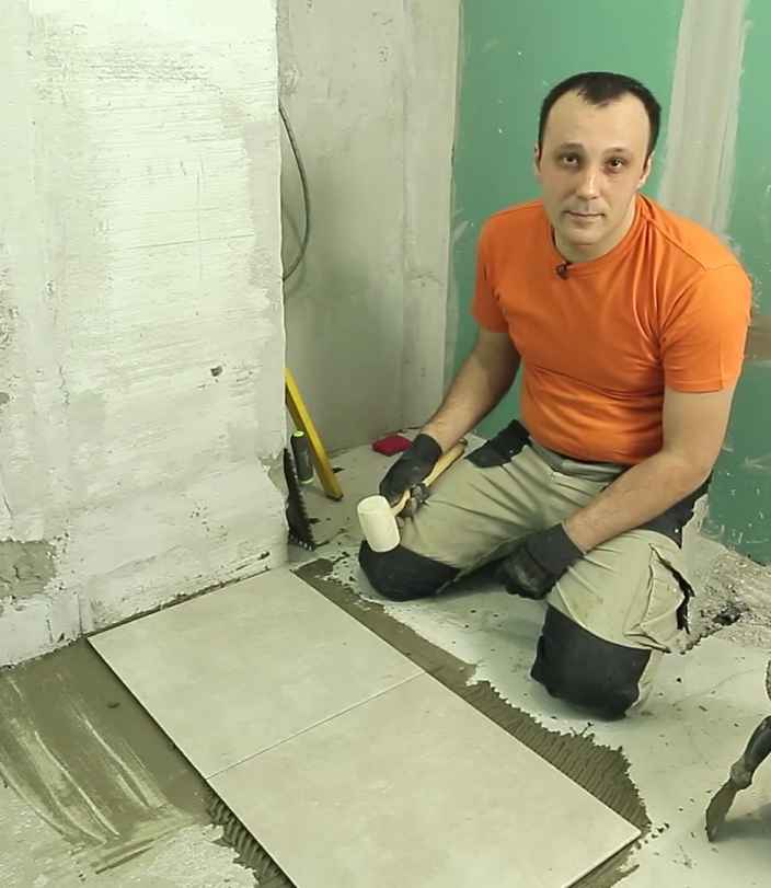 Как уложить плитку на пол
