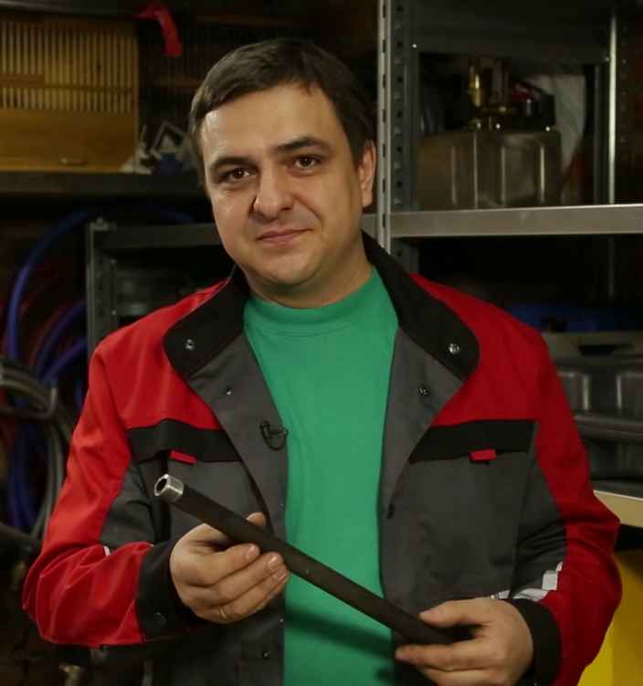 Как отрезать стальную трубу и сделать на ней резьбу