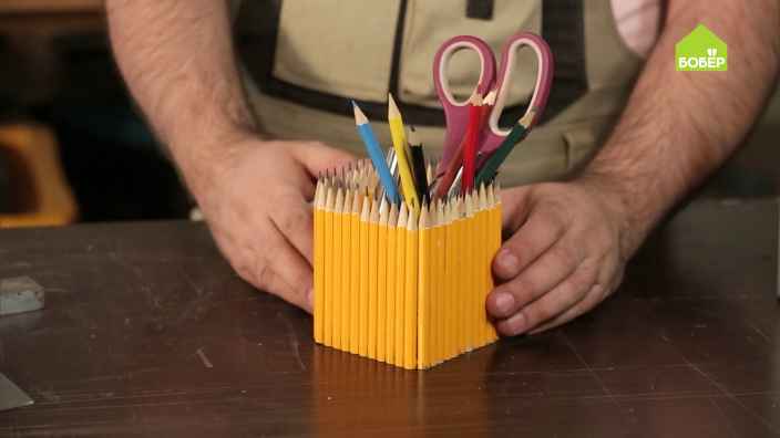 Подставка для карандашей из карандашей
