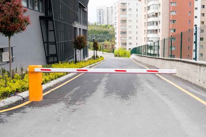 Как выбрать шлагбаум во двор