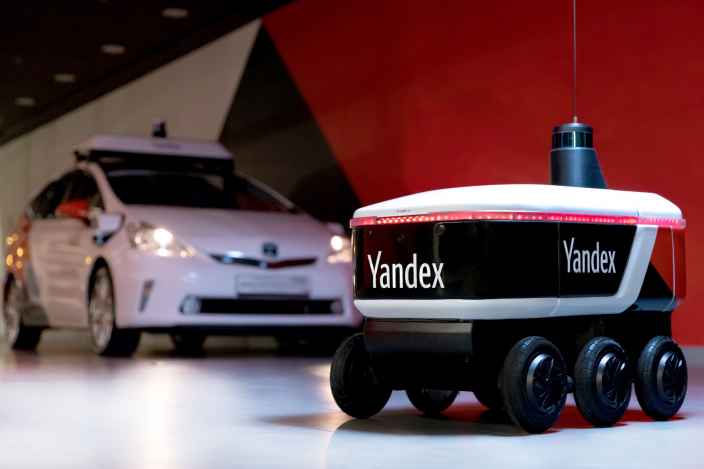 «Яндекс» анонсировал робота для перевозки небольших грузов