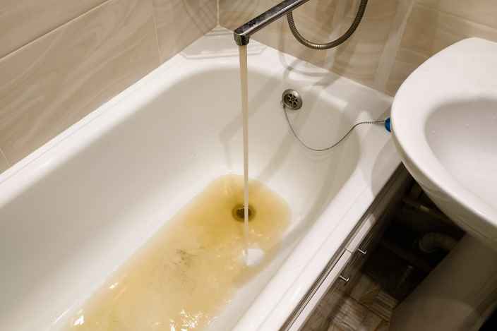Как получить от УК возмещение платы за плохую воду