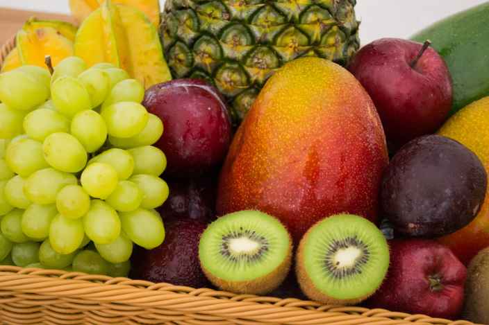 В несладких фруктах может быть больше сахара