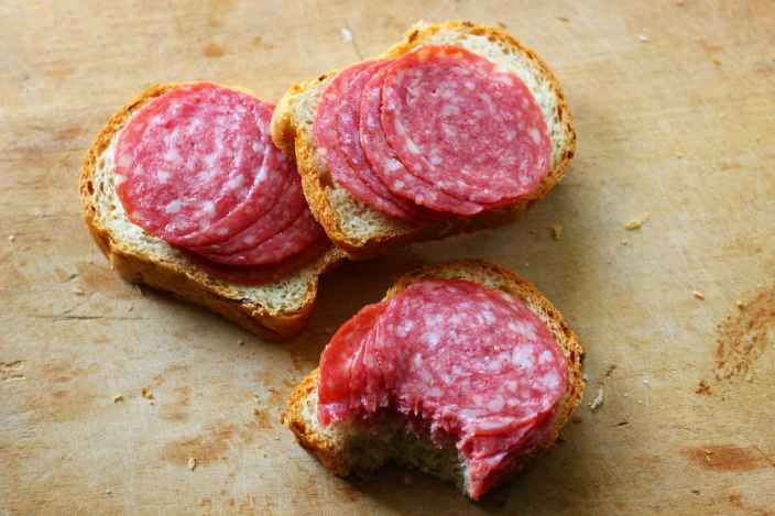 Можно ли есть колбасу каждый день