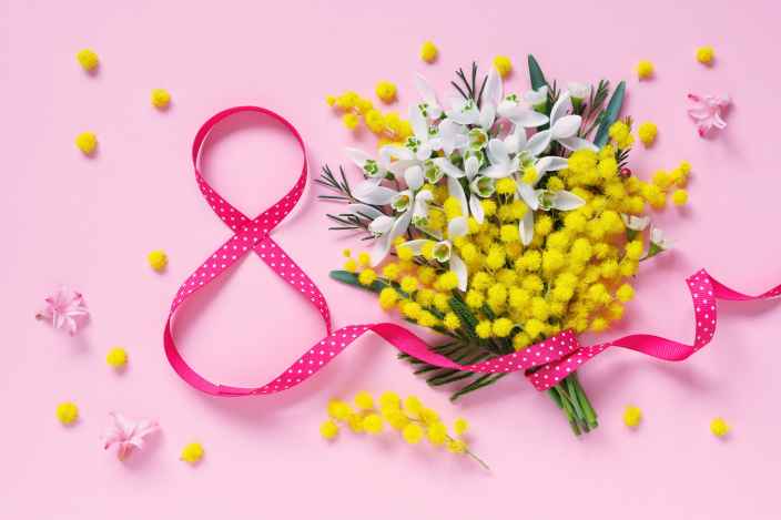 Что хотят женщины получить в подарок на 8 Марта