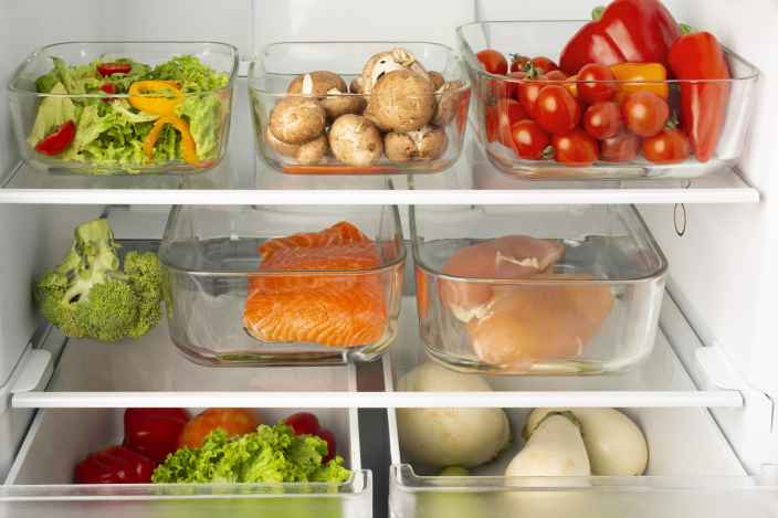 Какие продукты нельзя хранить вместе с холодильнике