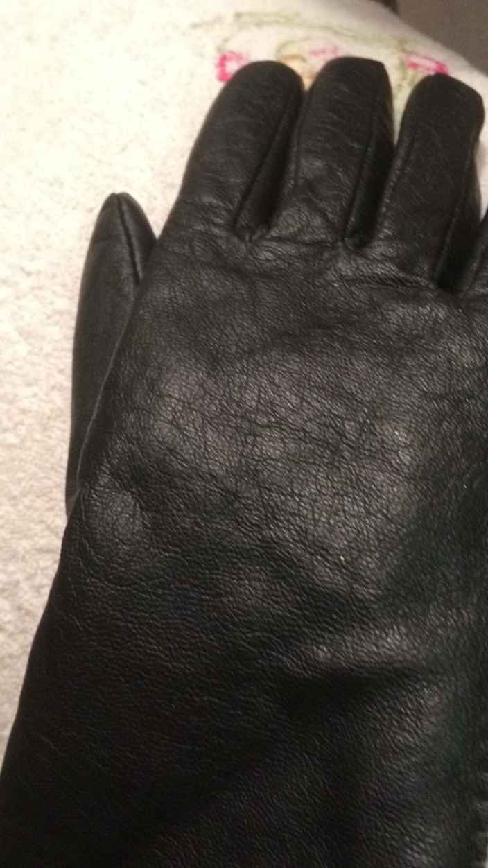 Как растянуть перчатки из натурально йкожи?
