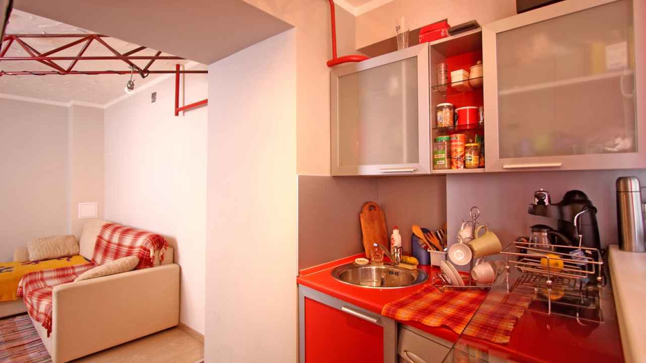 Красная кухня 