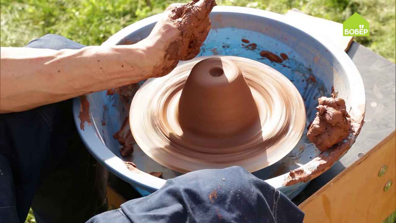 Глиняные горшки и аксессуары для дровяной печи: секрет традиционной кулинарии