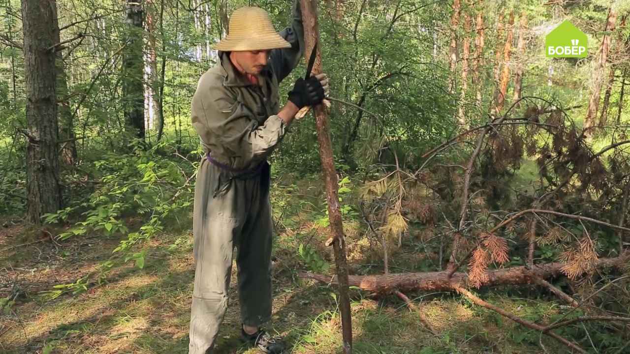 Заготавливаем дрова с помощью ножа