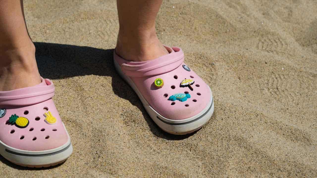 Виды пляжной обуви