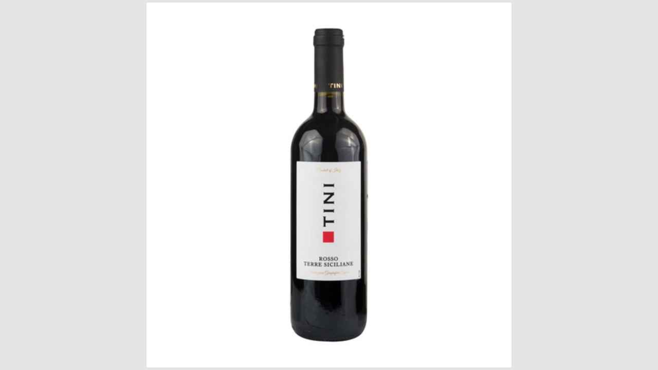 Тини Россо Терре Сичилиане, вино защищенного географического указания красное сухое, Италия, регион Сицилия 