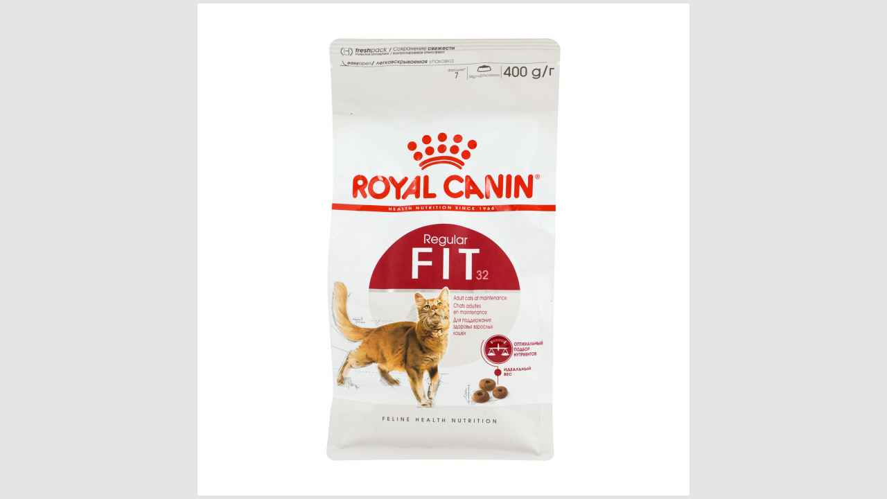 Royal Canin. Корм сухой полнорационный сбалансированный для взрослых кошек (в возрасте старше года)