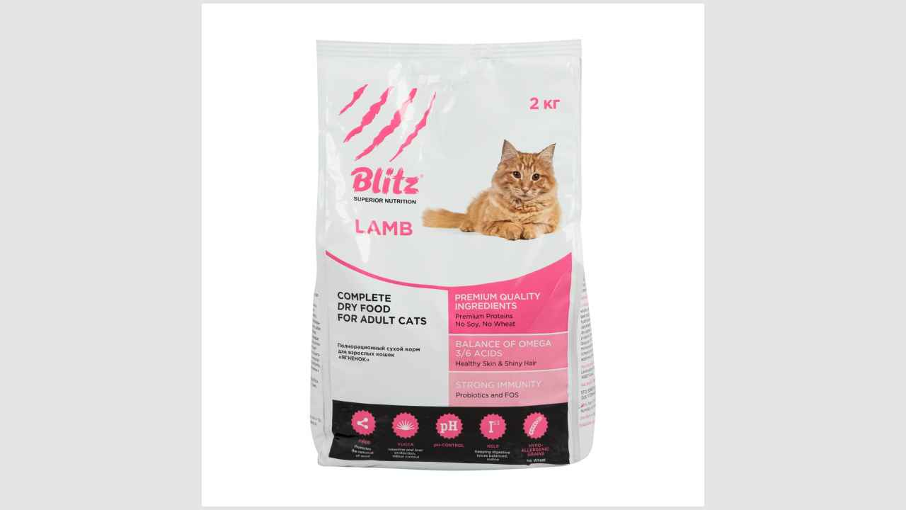 Полнорационный сухой корм для взрослых кошек «Ягненок» Blitz 