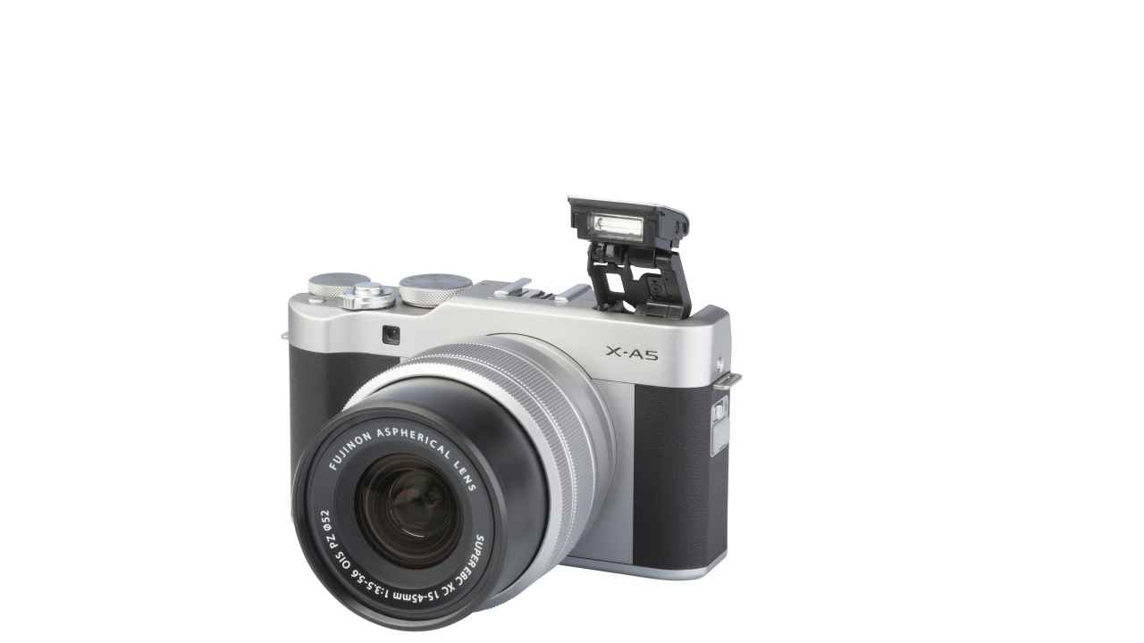 Fujifilm X-A5 + FUJINON SUPER EBC XC 15-45mm 1:3.5-5.6 OIS PZ