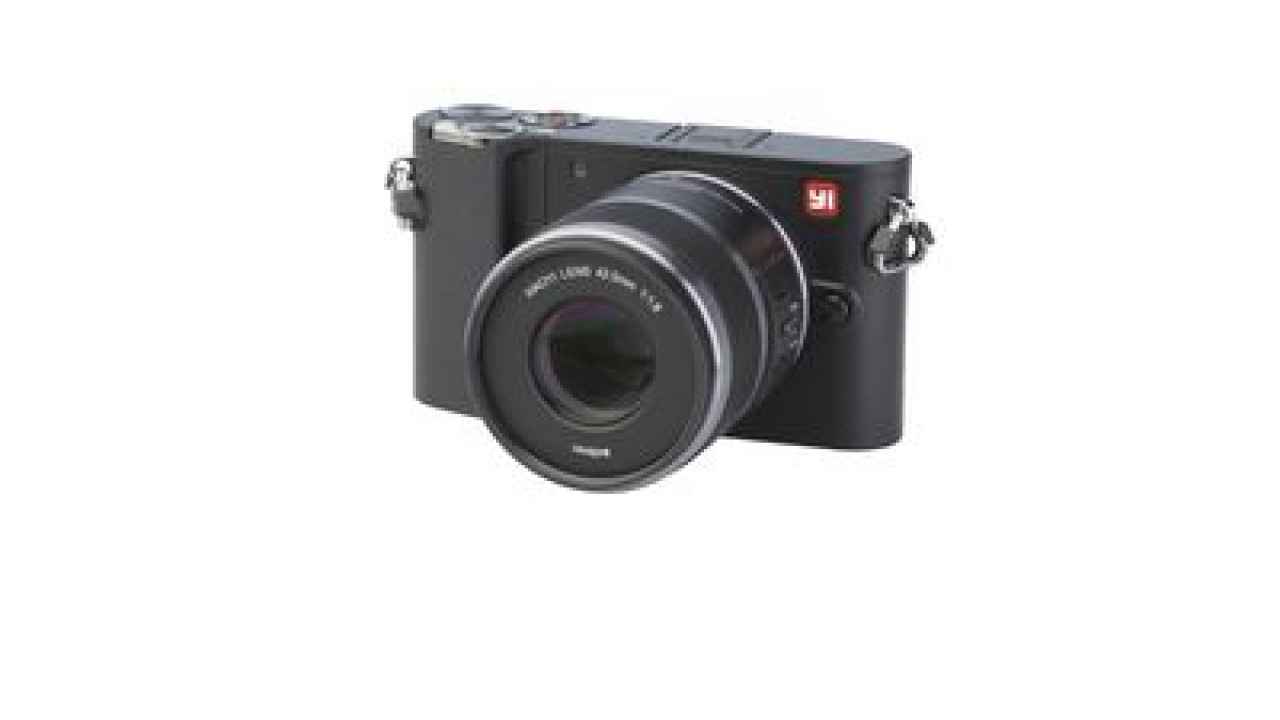 Yi M1 + XIAOYI 42,5mm 1:1.8