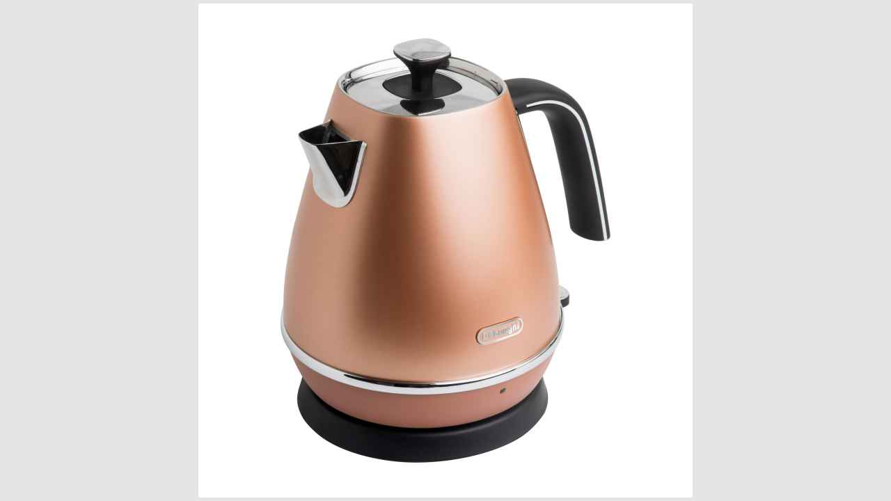Электрический чайник DeLonghi KBI2000.CP