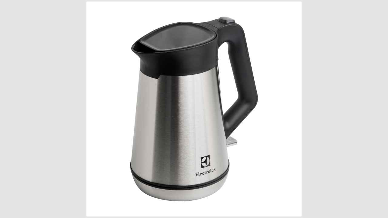 Чайник Electrolux Eewa 5300