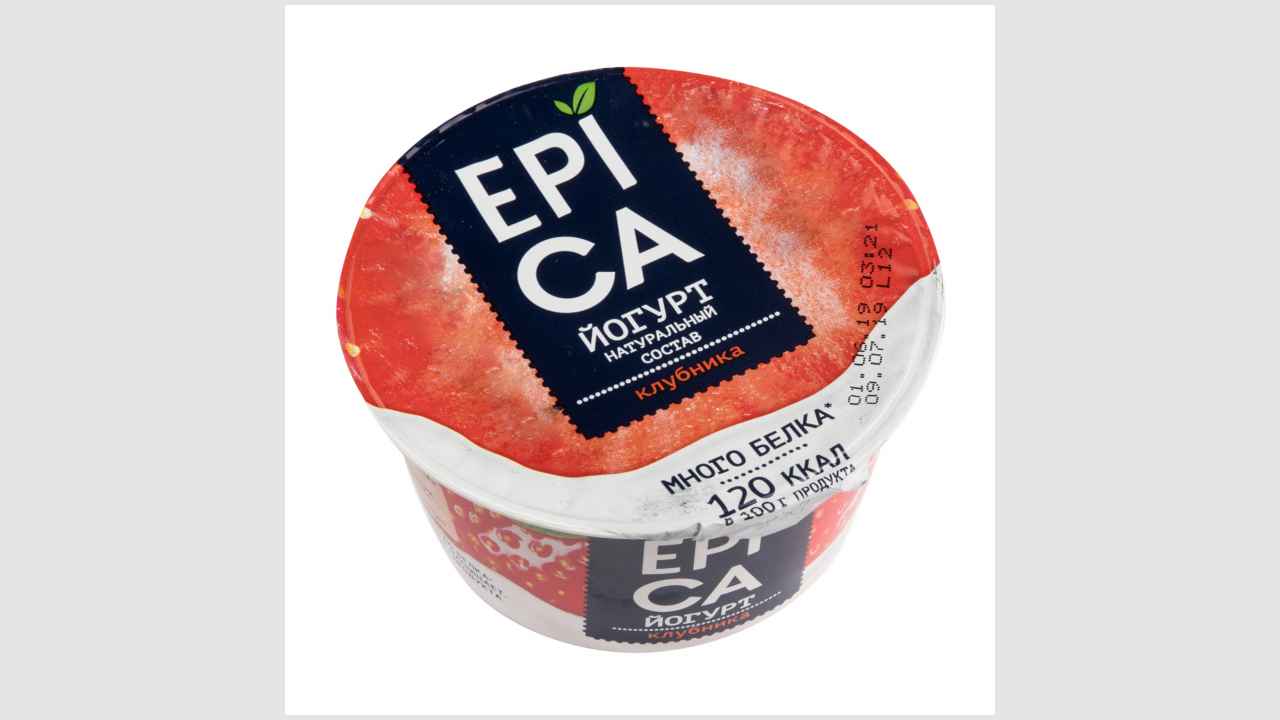 Йогурт с клубникой Epica