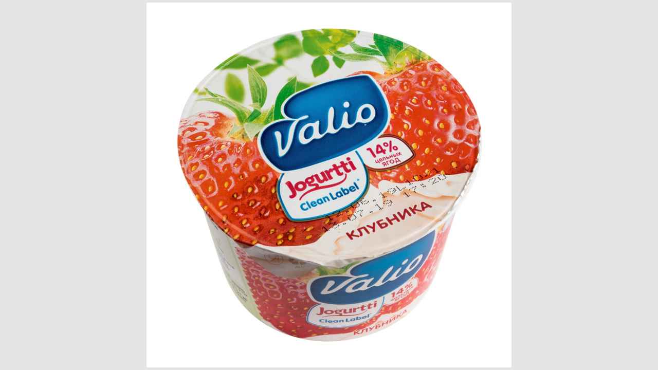 Йогурт Valio с клубникой