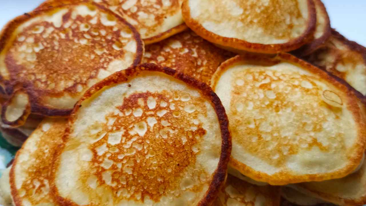Как испечь оладьи, как у бабушки