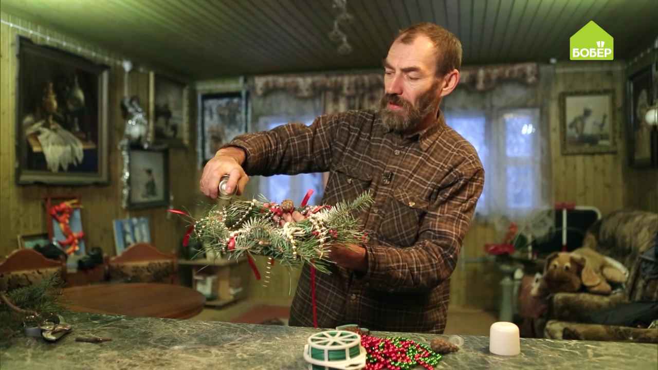 Фото-урок изготовления рождественского венка из сосны и ели