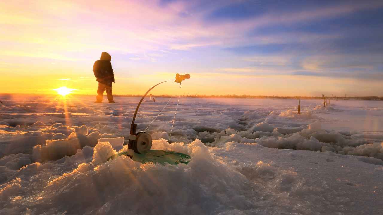 Топ-10 товаров для зимней рыбалки