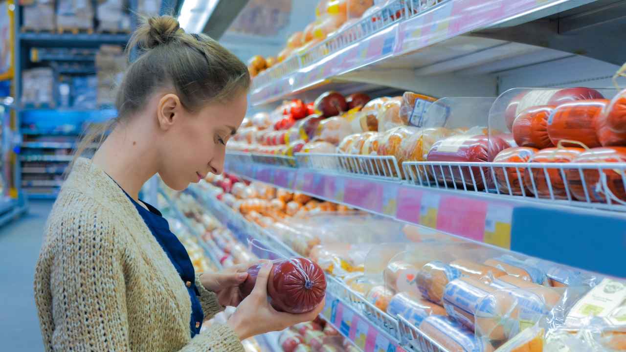 Как выбрать докторскую колбасу для салата «Оливье» - Бобёр.ру