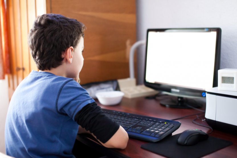 Компьютерная зависимость может вызвать задержку развития детей