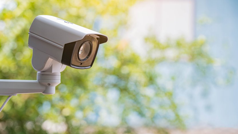 Судебный прецедент: установка видеокамеры должна быть согласована с соседями, если их участок попадает в поле зрения объектива